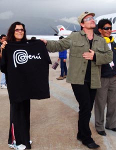 Bono parle de ses voyages 2012
