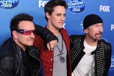American Idol : Bono et The Edge assurent la promotion de Spider-man